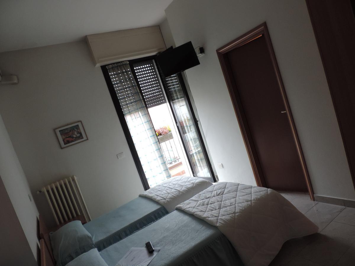 Hotel Cinzia Savignano sul Panaro Экстерьер фото